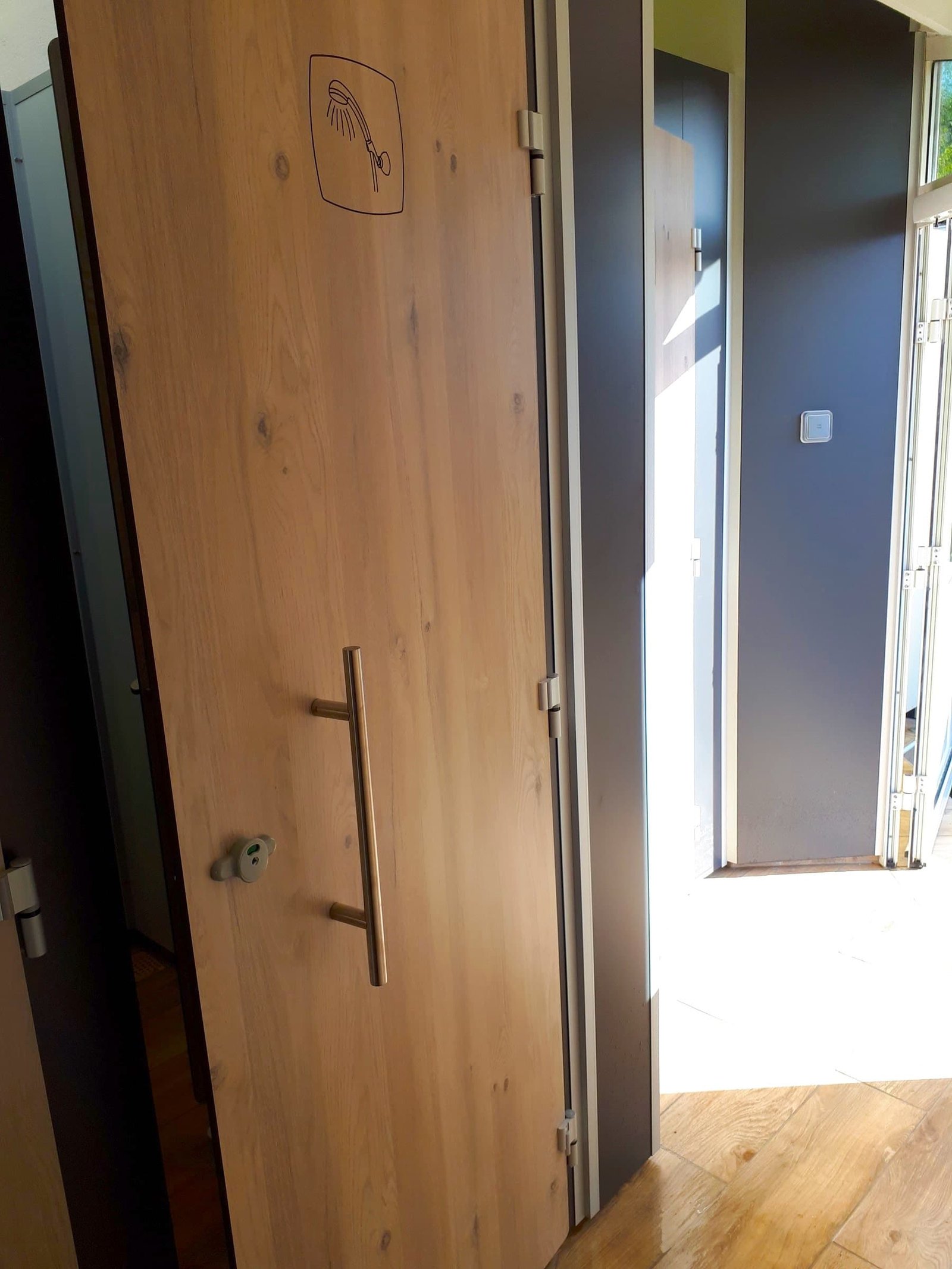 camping avec douche gratuite pour les emplacements